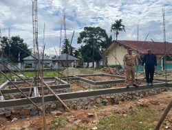 Ketua DPRD Konawe Bersama Camat Wobar Tinjau Pembangunan Puskesmas Wobar