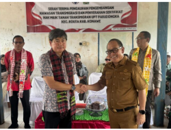Kemendes Bersama Pemkab Konawe Serahkan 533 Sertifikat di Routa, Harmin: Tuntutan Warga Telah Terwujud