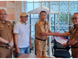 Pejabat Bupati Konawe Harmin Ramba, Tunjuk Muh.  Akbar Sebagai Plt. Kadis Dukcapil