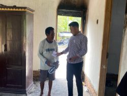 Peduli Sesama, Anggota DPRD Konawe Berian Bantuan Kepada Warga Korban Kebakaran
